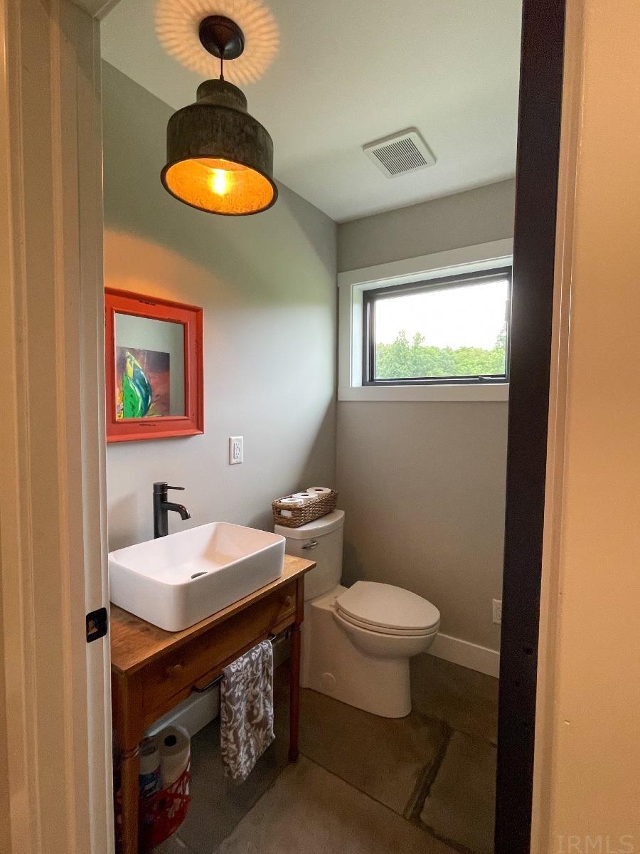 20927 9B Road Plymouth, IN 46563 - Photo 10 of 24 Gallery Image 10