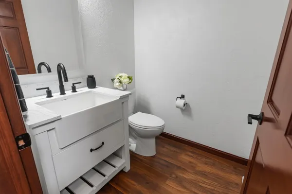 $589,900 | 242 Kiesner Drive, Chilton, WI 53014