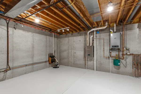 $589,900 | 242 Kiesner Drive, Chilton, WI 53014