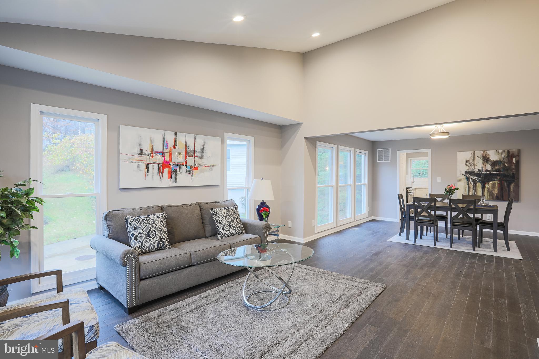 5864 Pimlico Road Baltimore, MD 21209 - Photo 5 of 30