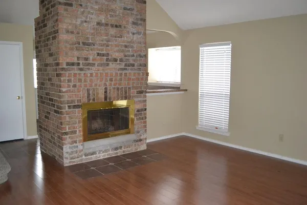 $2,095 | 5917 Beckett Drive, Arlington, TX 76017