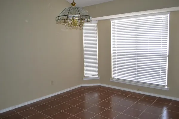 $2,095 | 5917 Beckett Drive, Arlington, TX 76017