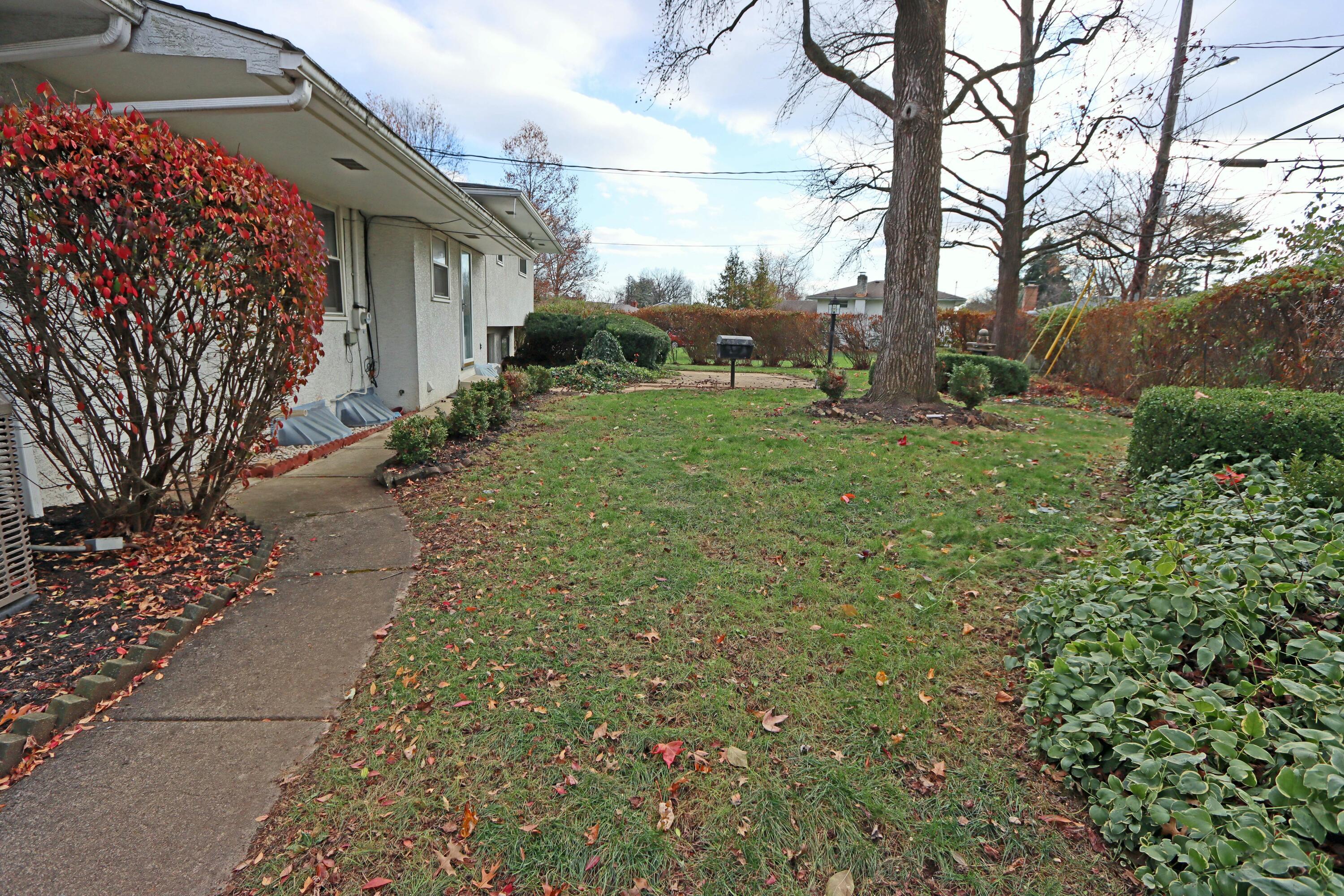1335 Yorktown Road Columbus, OH 43232 - Photo 37 of 42 tempImage43nOj4
