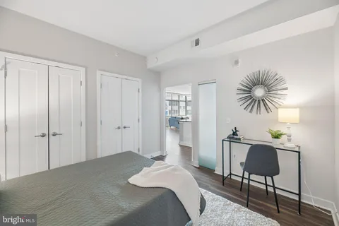 $649,000 | 460 New York Avenue Northwest, Unit 607, Washington, DC 20001