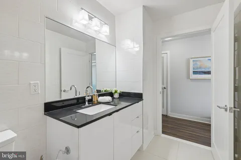 $649,000 | 460 New York Avenue Northwest, Unit 607, Washington, DC 20001