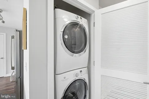 $649,000 | 460 New York Avenue Northwest, Unit 607, Washington, DC 20001