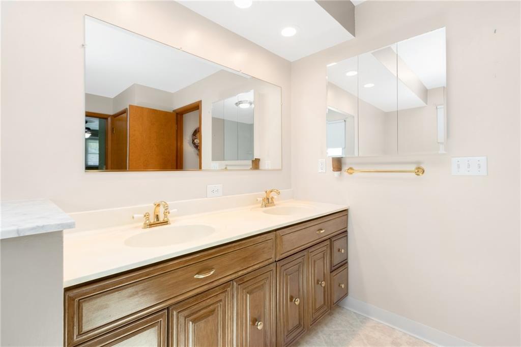 227 Sharon Grange Road Aliquippa, PA 15001 - Photo 11 of 24 Gallery Image 11