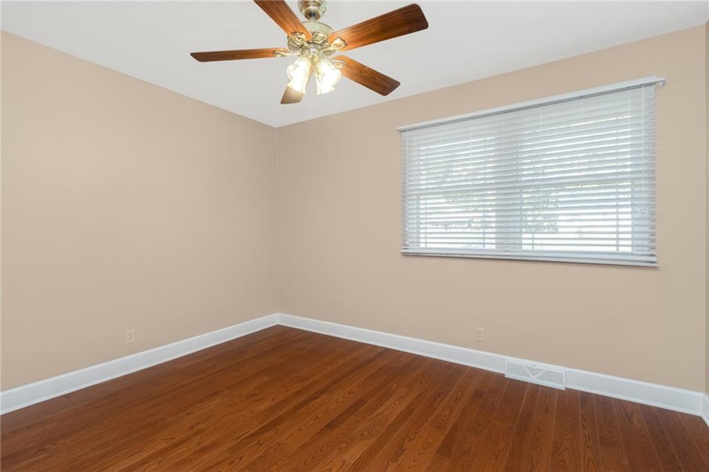 227 Sharon Grange Road Aliquippa, PA 15001 - Photo 14 of 24 Gallery Image 14