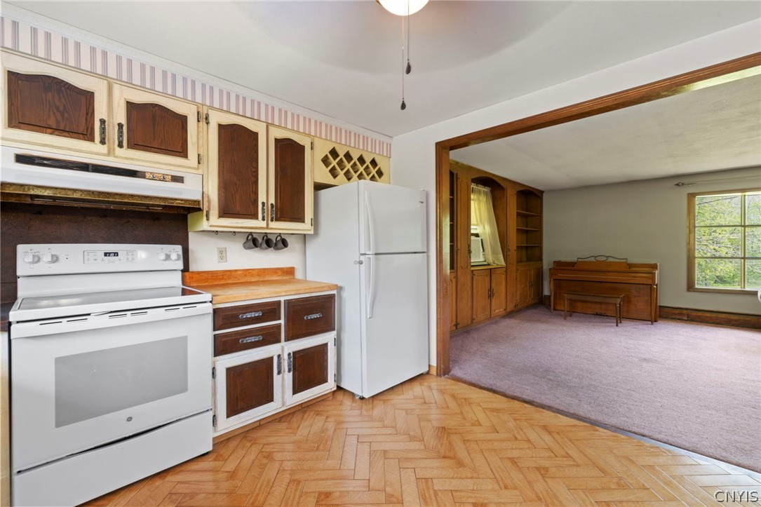 2170 Bitters Road Camillus, NY 13031 - Photo 12 of 47