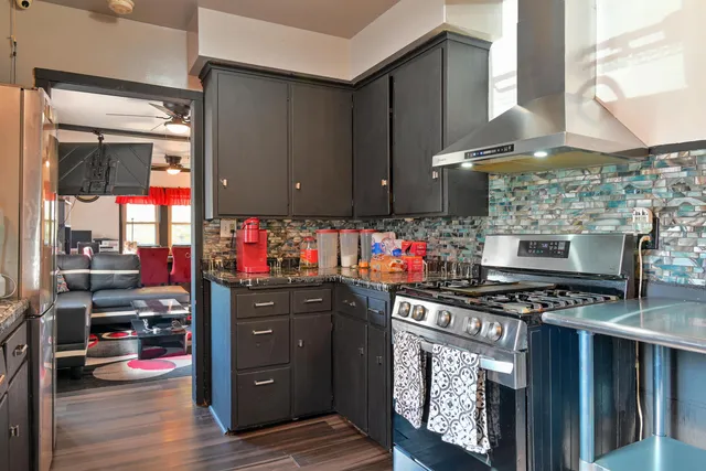 $269,900 | 500 South Pierce Avenue, Appleton, WI 54914