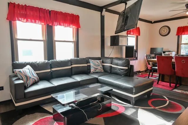 $269,900 | 500 South Pierce Avenue, Appleton, WI 54914