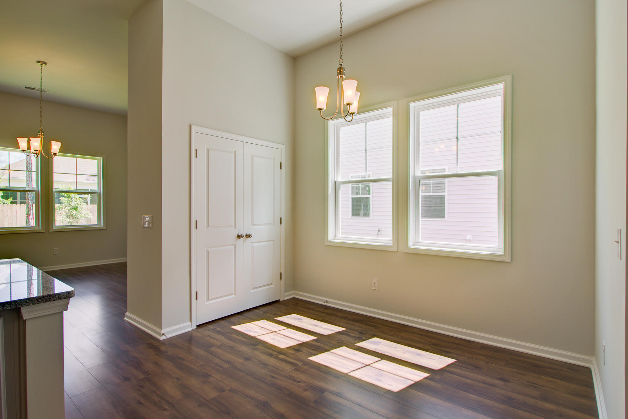 611 Kilarney Road Summerville, SC 29483 - Photo 17 of 52 Set193