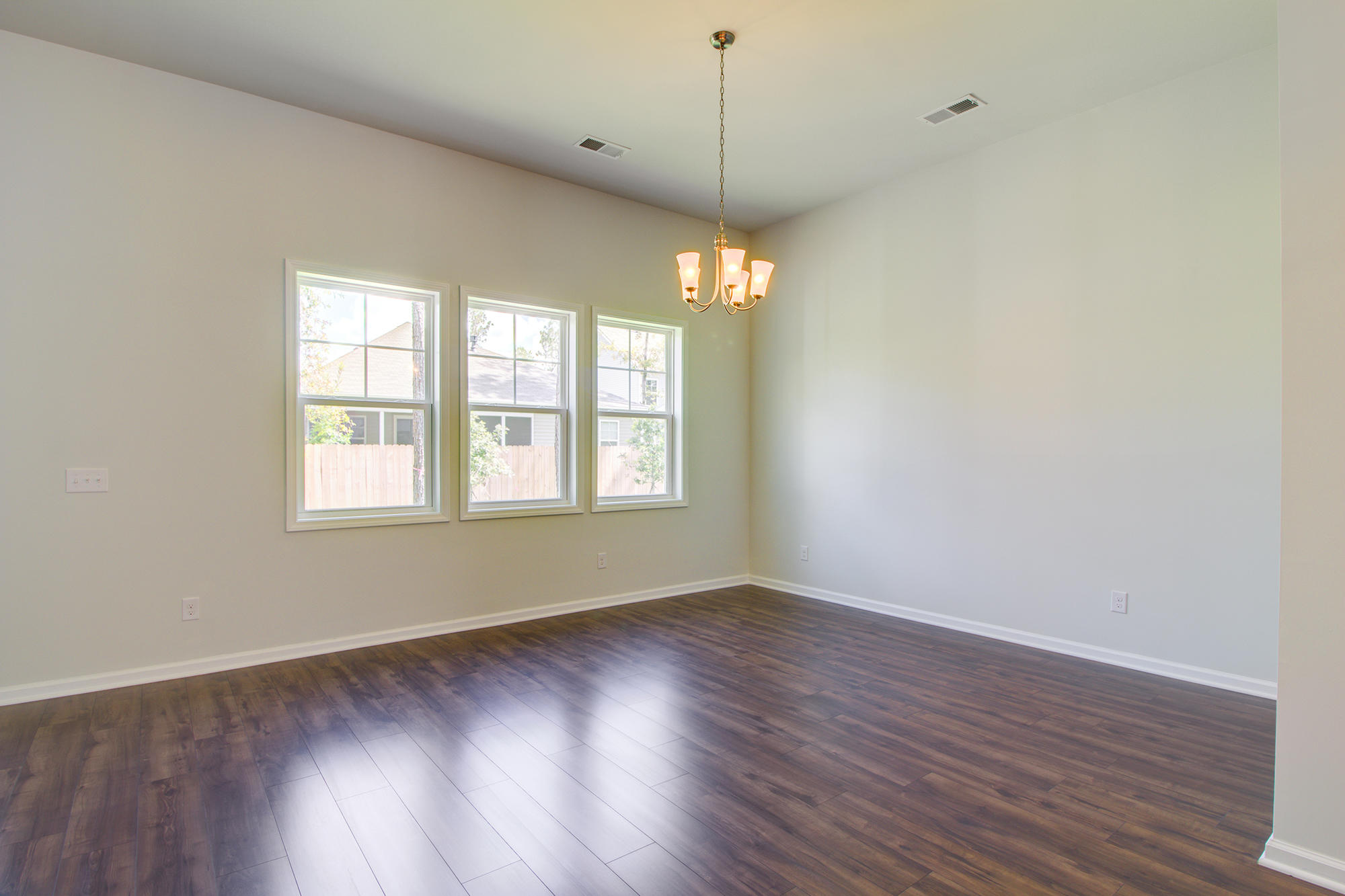 611 Kilarney Road Summerville, SC 29483 - Photo 19 of 52 Set195