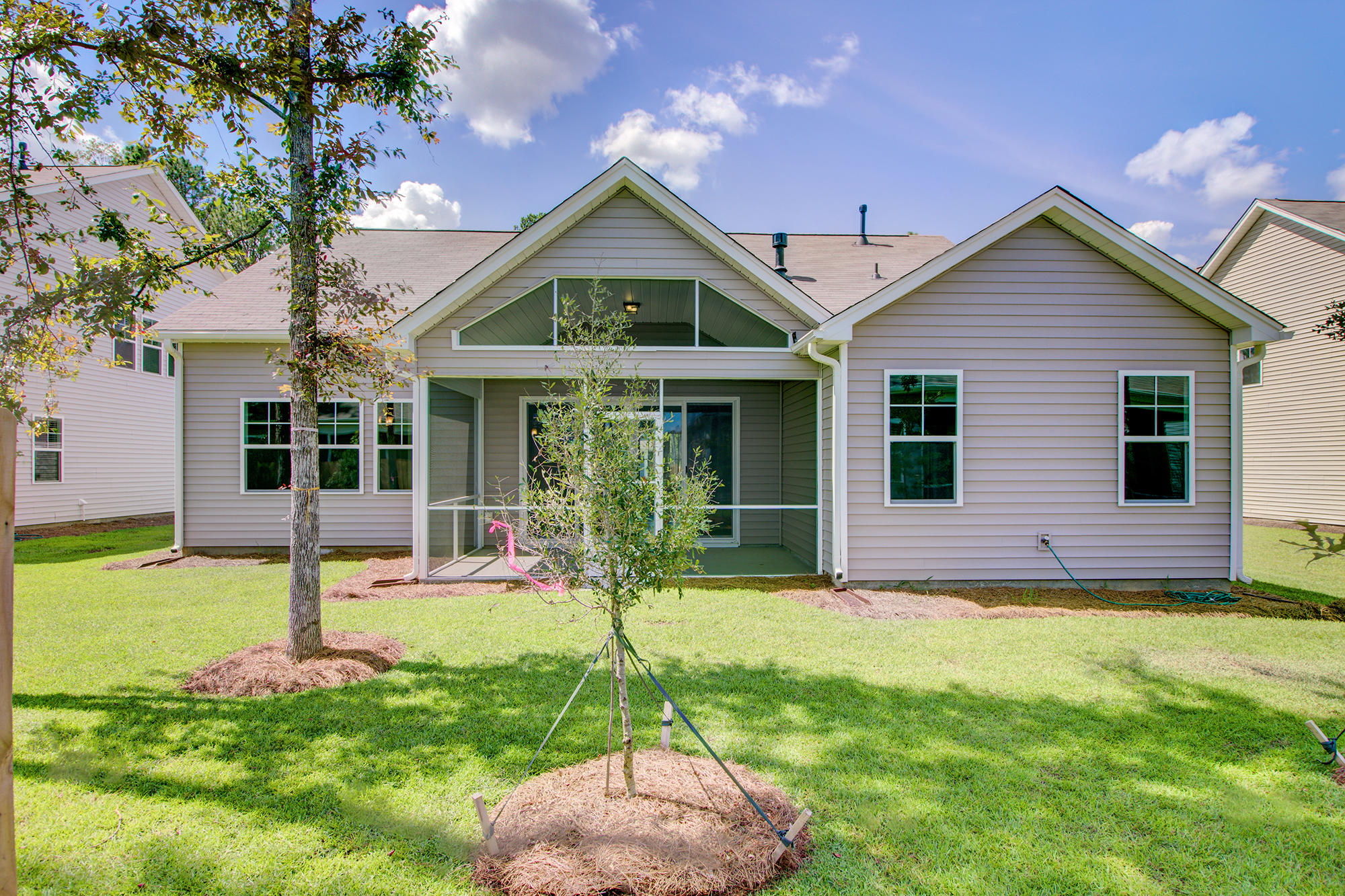 611 Kilarney Road Summerville, SC 29483 - Photo 5 of 52 Set181