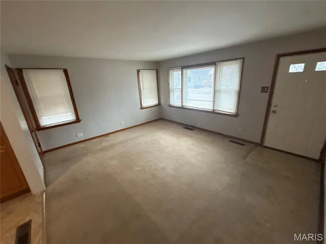 $95,000 | 223 Wiegel Drive, Ferguson, MO 63135