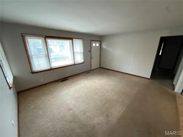 $95,000 | 223 Wiegel Drive, Ferguson, MO 63135