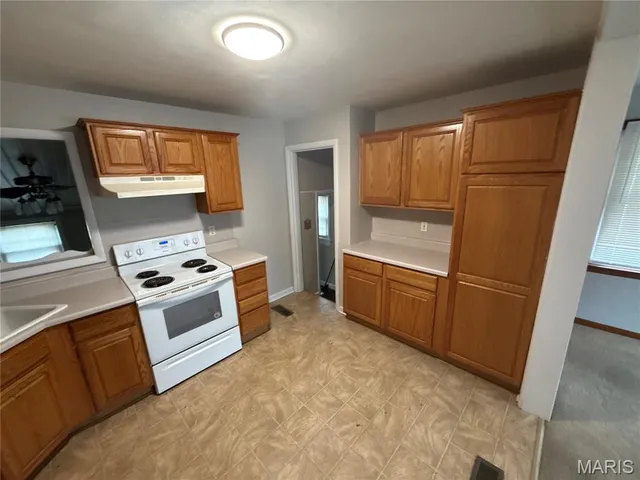 $95,000 | 223 Wiegel Drive, Ferguson, MO 63135