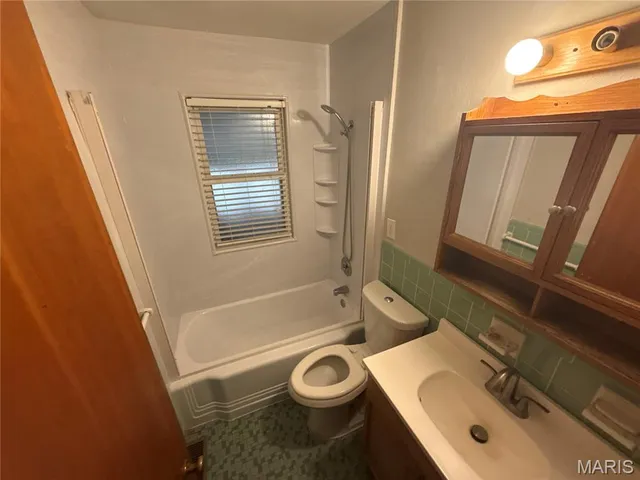 $95,000 | 223 Wiegel Drive, Ferguson, MO 63135