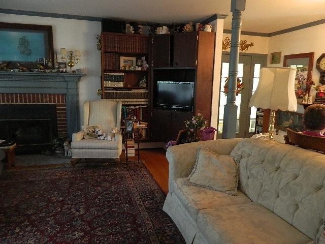 9381 Hardy Road Vinton, VA 24179 - Photo 8 of 19 Another view of Family Room