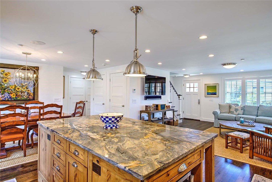 228 Bonnet Point Road Narragansett, RI 02882 - Photo 20 of 40