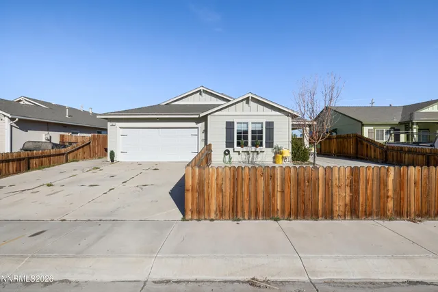 $379,999 | 169 Desert Springs Lane, Fernley, NV 89408