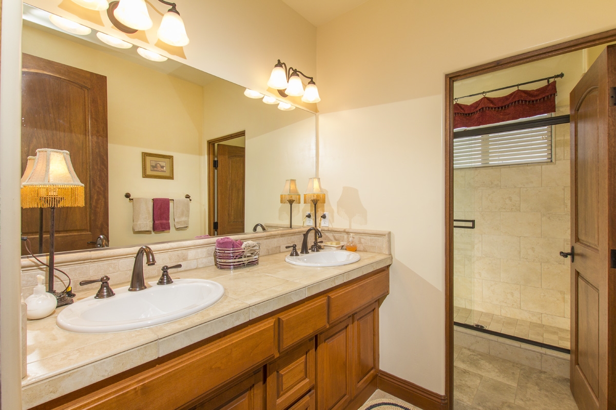 1770 Moonlite Hill Road Fallbrook, CA 92028 - Photo 18 of 25