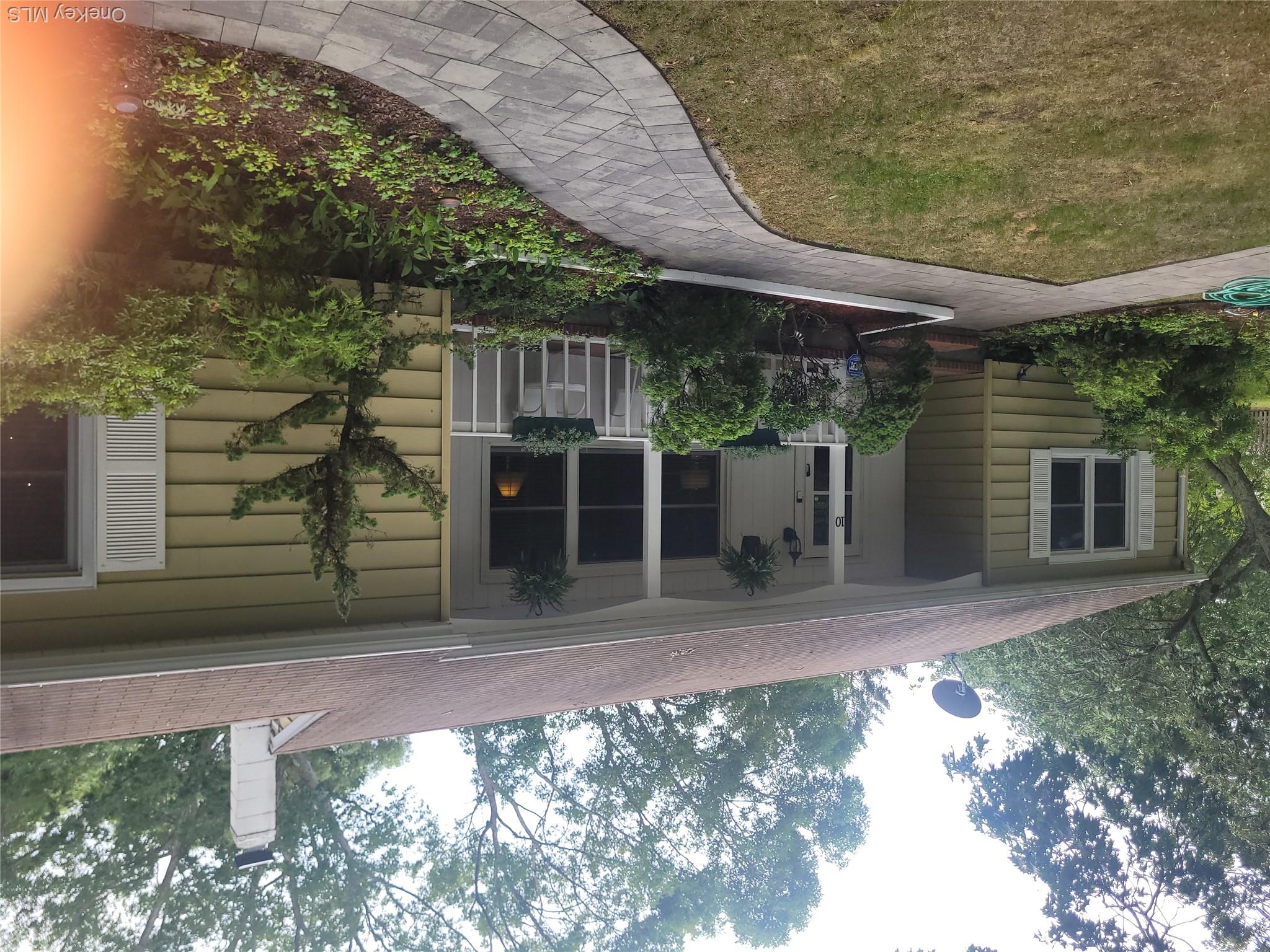 10 Graham Road Hampton Bays, NY 11946 - Photo 2 of 30