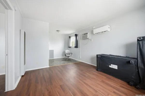 $799 | 6641 San Pedro Avenue, San Antonio, TX 78216