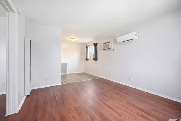 $799 | 6641 San Pedro Avenue, San Antonio, TX 78216