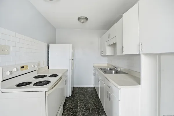 $799 | 6641 San Pedro Avenue, San Antonio, TX 78216