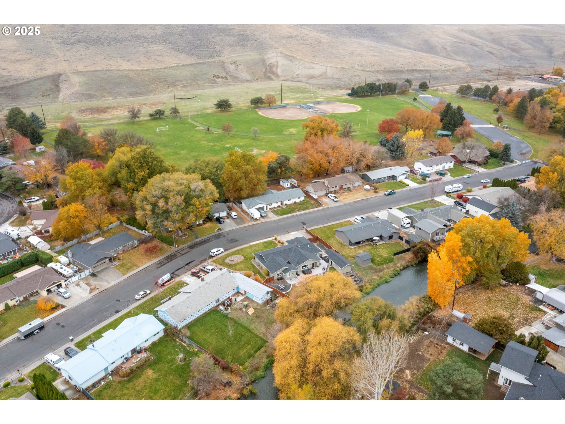 1328 Southwest 44th Street Pendleton, OR 97801 - Photo 4 of 43 a view of lake view