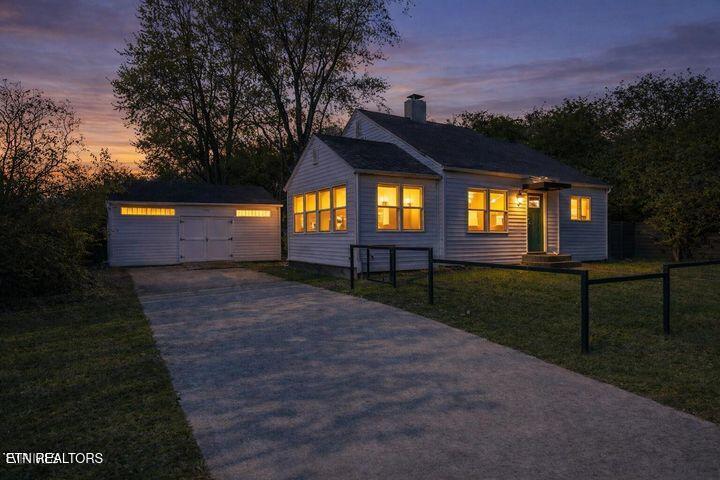 230 Unaka Street Greeneville, TN 37743 - Photo 2 of 45 20260214173449713257000000-o (1)