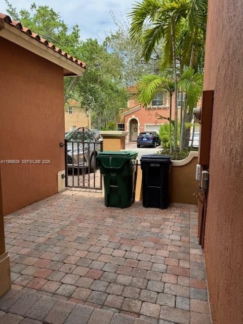 15242 Southwest 30th Terrace Miami, FL 33185 - Photo 5 of 41