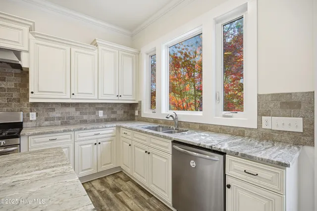 $725,000 | 3505 Belle Meade Way Northeast, Leland, NC 28451