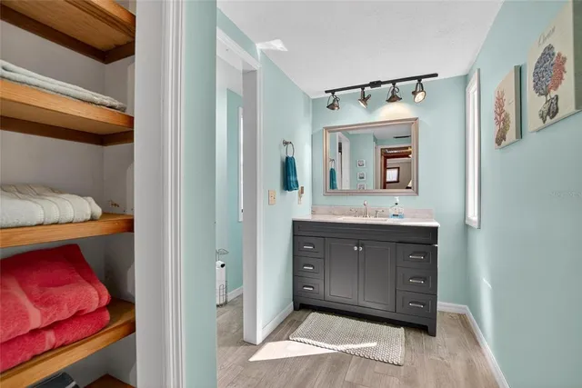 $449,000 | 1615 North Teakwood Drive West, Plant City, FL 33563