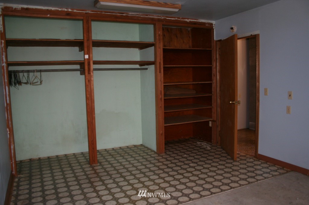 7044 Cultus Bay Road Clinton, WA 98236 - Photo 22 of 25 Gallery Image 22