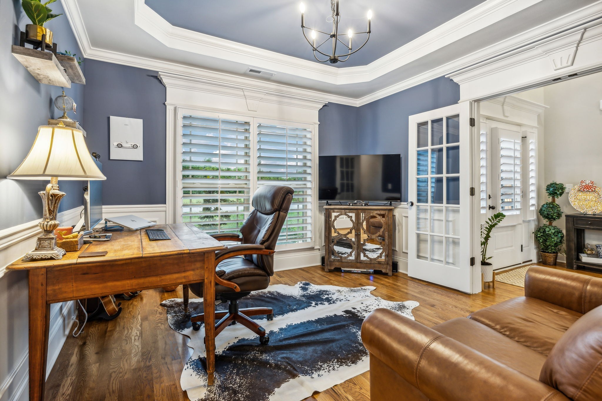 718 Walnut Grove Road Christiana, TN 37037 - Photo 7 of 49 a view of a livingroom with workspace and a window