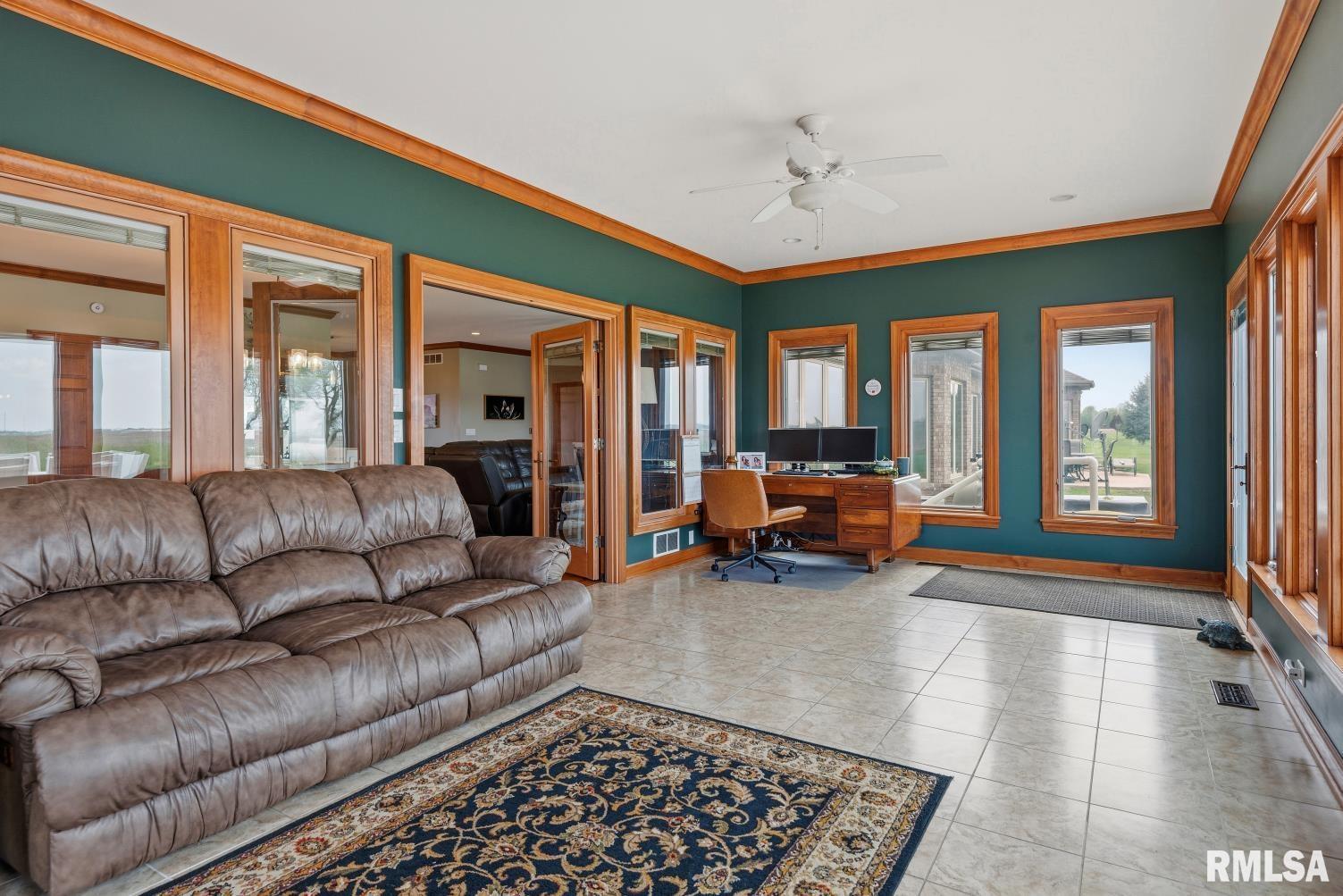 1572 Liberty Road Jacksonville, IL 62650 - Photo 27 of 82