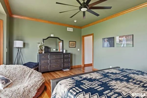 $489,900 | 1572 Liberty Road, Jacksonville, IL 62650