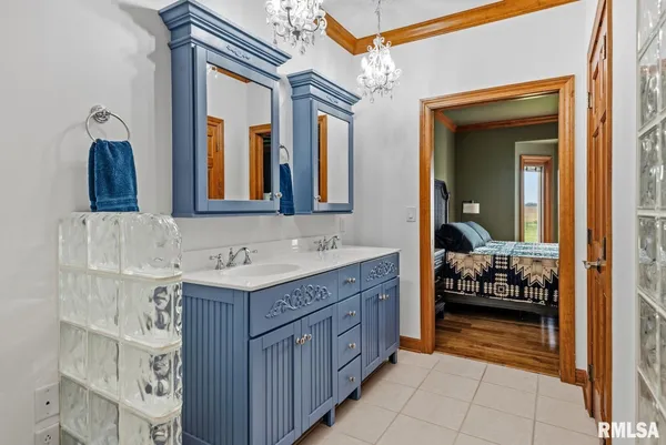 $489,900 | 1572 Liberty Road, Jacksonville, IL 62650