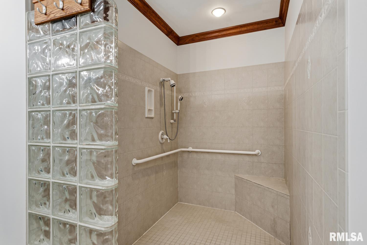 1572 Liberty Road Jacksonville, IL 62650 - Photo 36 of 82