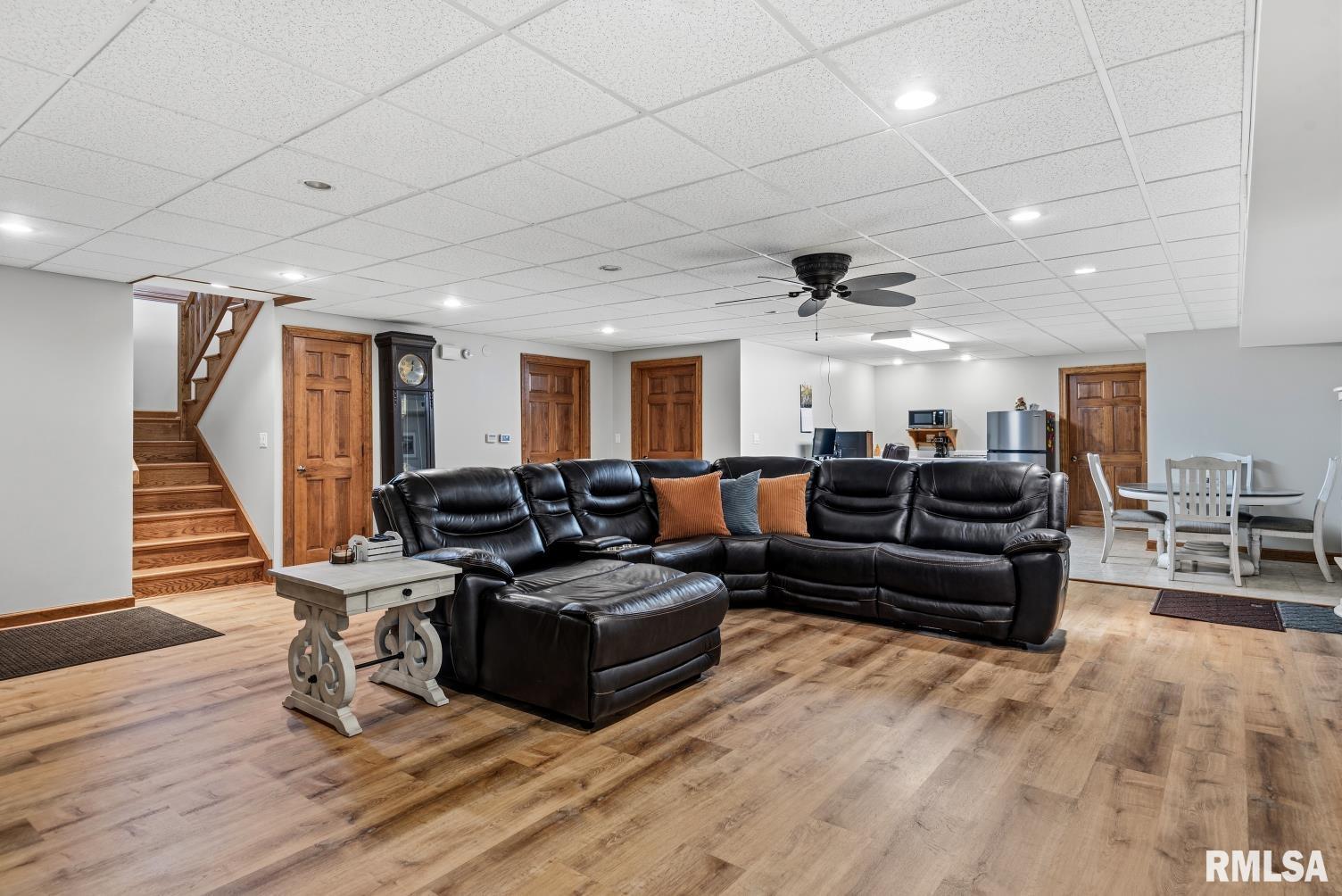 1572 Liberty Road Jacksonville, IL 62650 - Photo 47 of 82