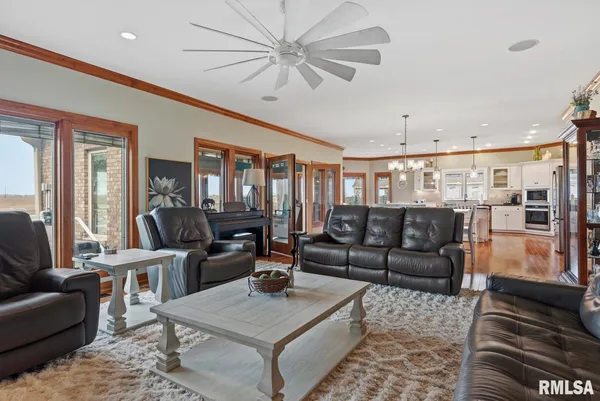 $489,900 | 1572 Liberty Road, Jacksonville, IL 62650