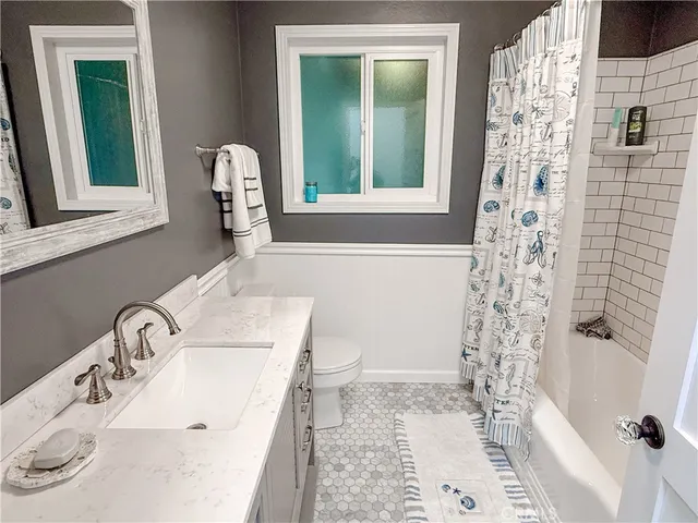 $1,100,000 | 2410 Langton Street, Cambria, CA 93428