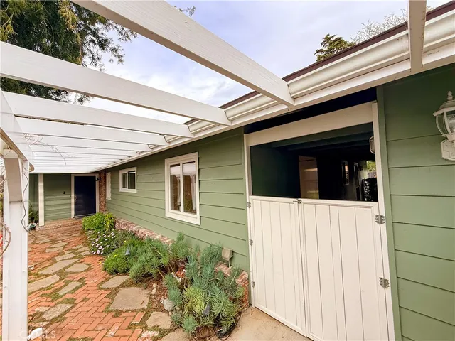 $1,100,000 | 2410 Langton Street, Cambria, CA 93428