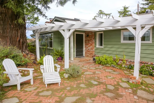 $1,100,000 | 2410 Langton Street, Cambria, CA 93428