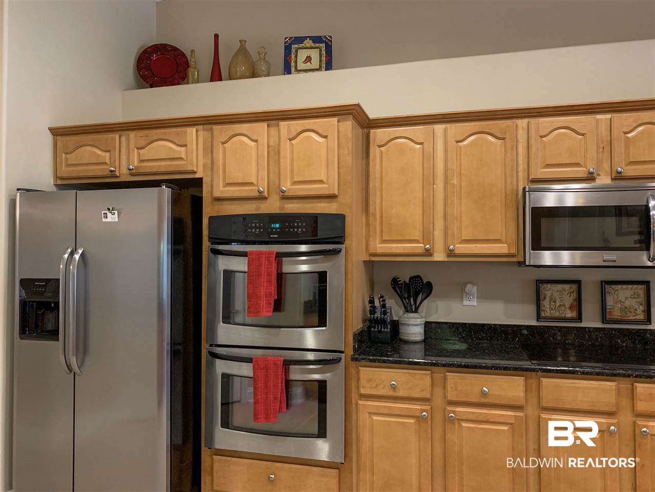 27724 Oakachoy Loop Daphne, AL 36526 - Photo 13 of 40 Kitchen