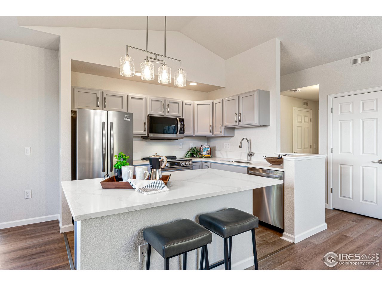 4501 Nelson Road, Unit 2405 Longmont, CO 80503 - Photo 5 of 30 Cook & Entertain in the Remodeled Kitchen!
