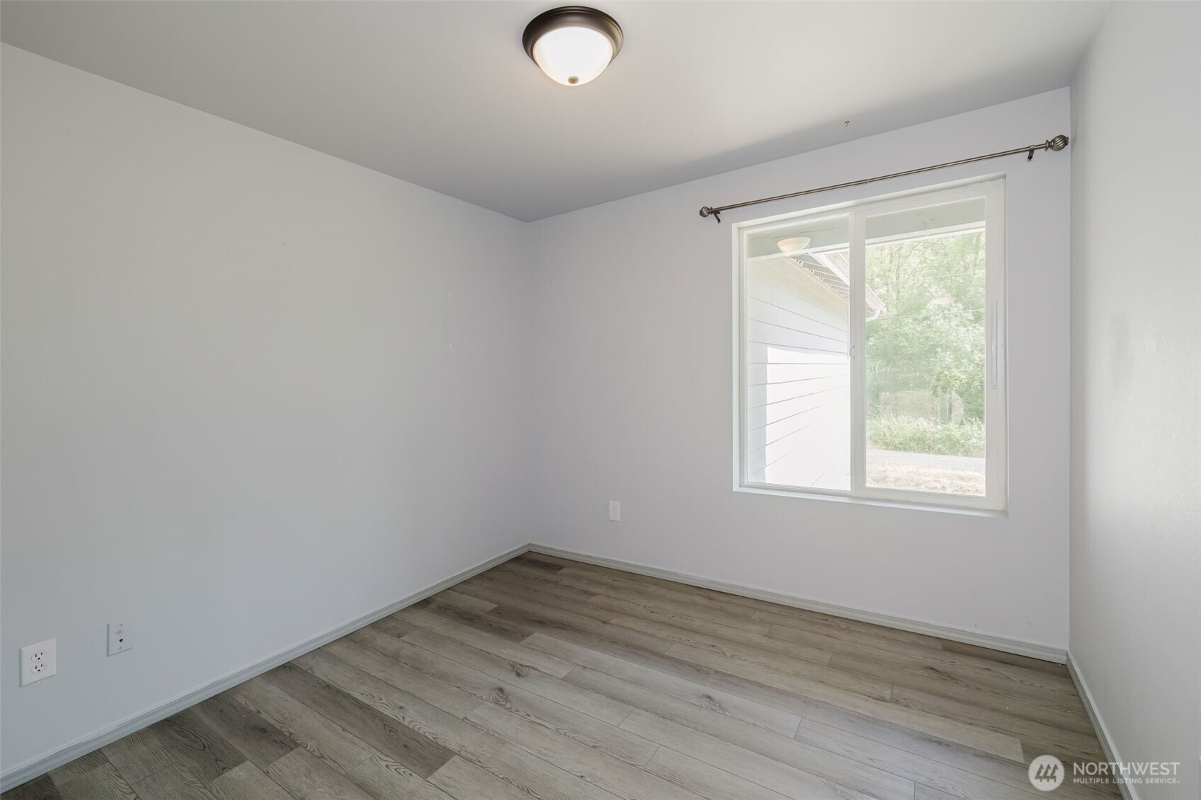 5151 East Pickering Road Shelton, WA 98584 - Photo 30 of 32 Gallery Image 30
