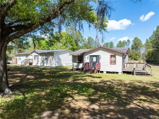 $260,000 | 22463 Northeast 149th Street, Raiford, FL 32083